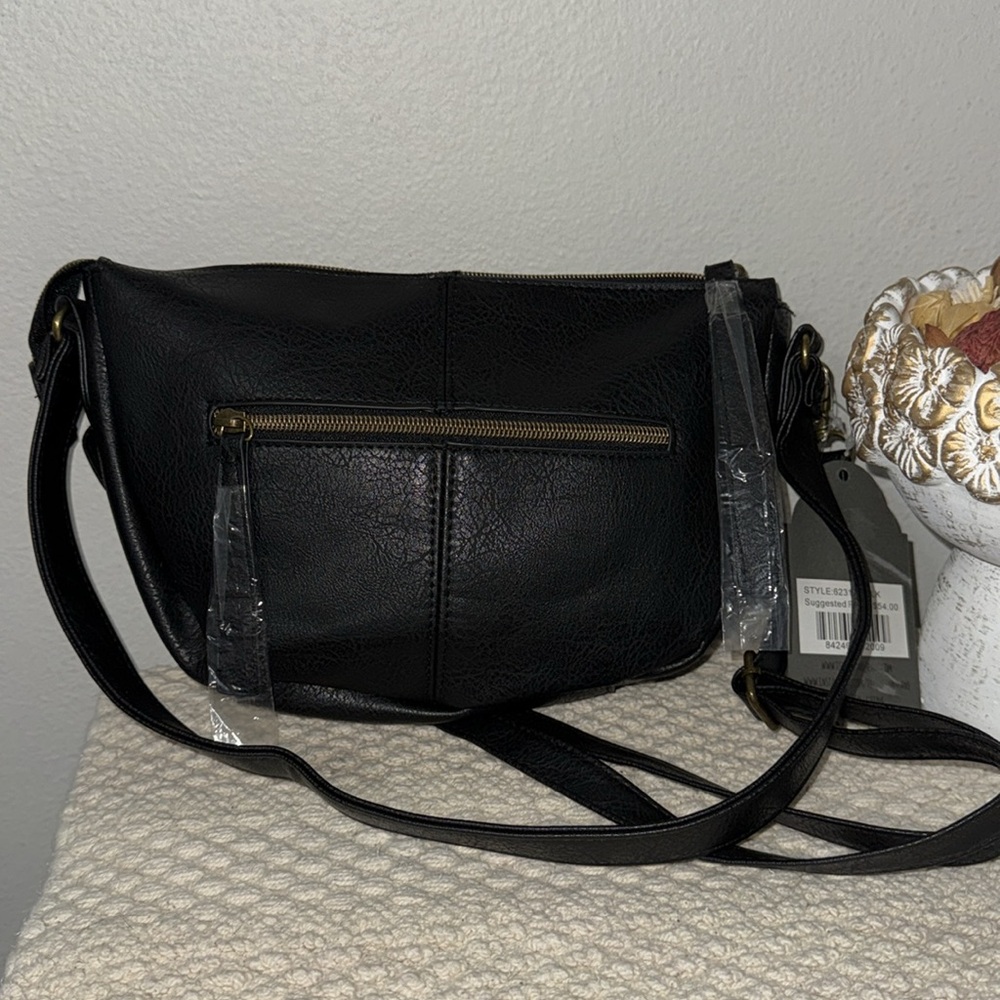 Stylish Black Shoulder Bag - Picture 5 of 10